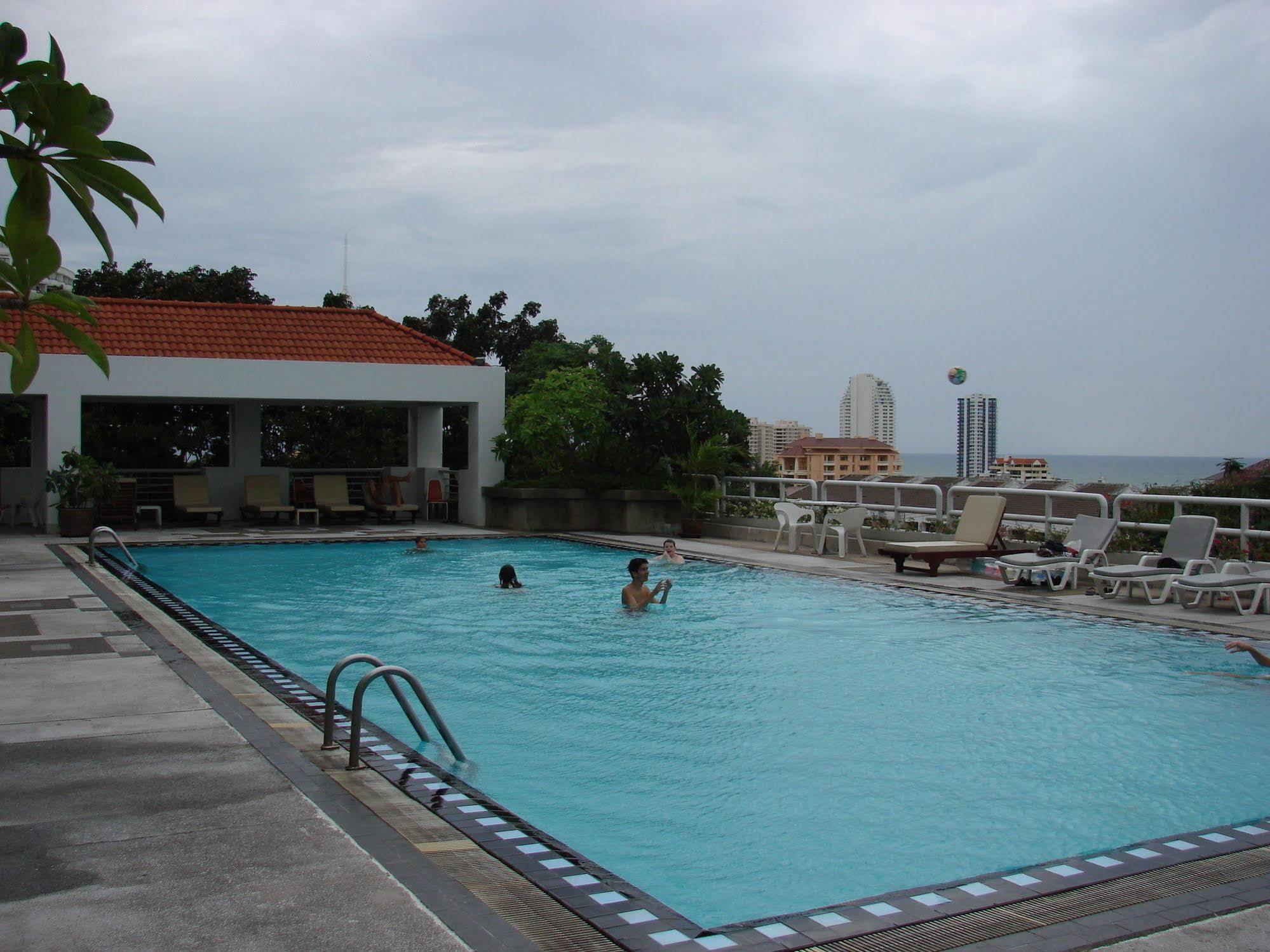 Abricole At Pattaya Hill公寓 外观 照片