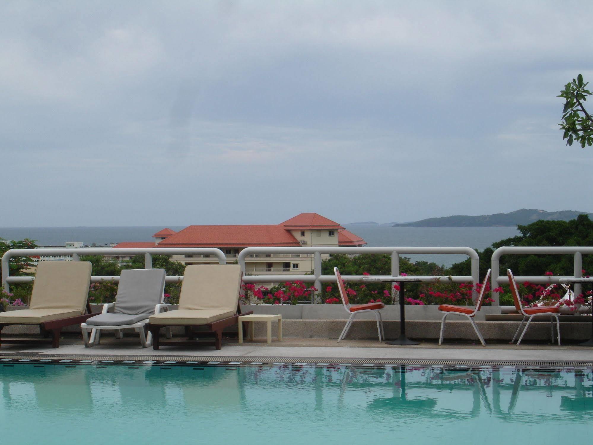 Abricole At Pattaya Hill公寓 外观 照片